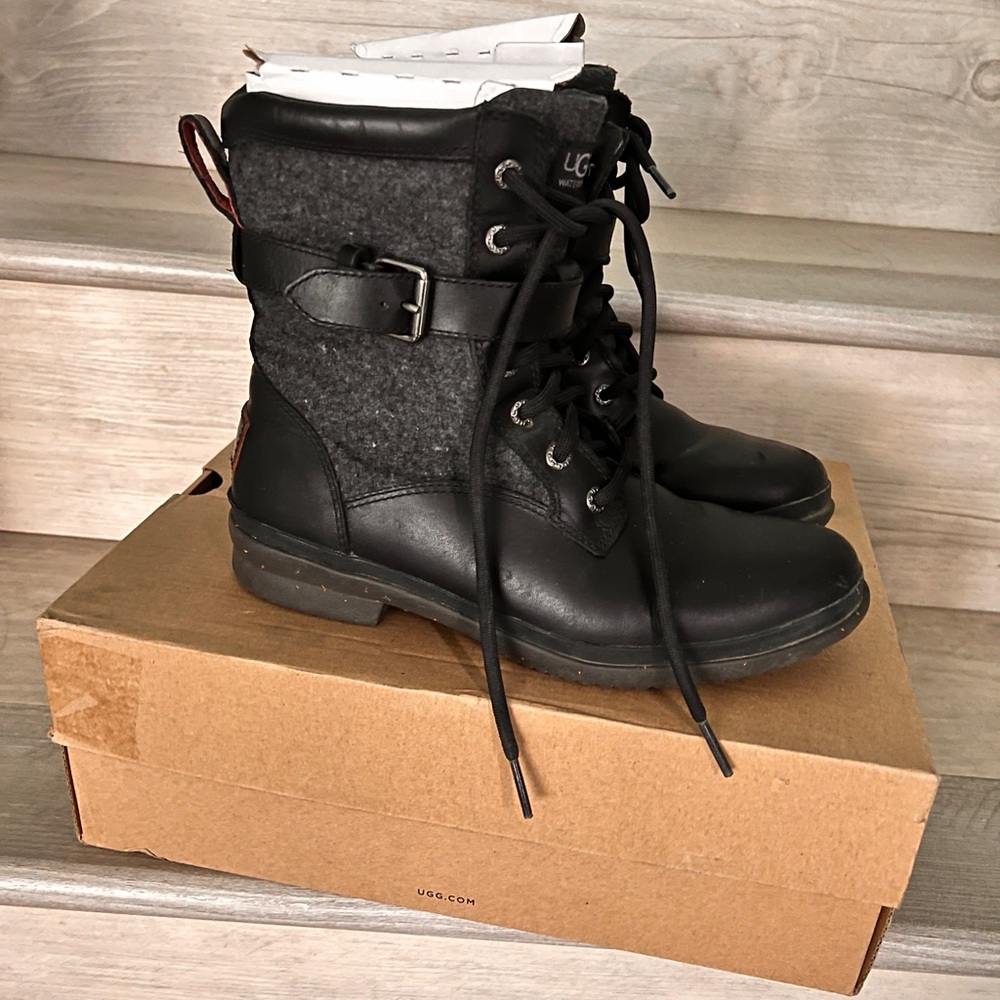 UGG Women's Kesey Black and Gray Combat Boots Size 7